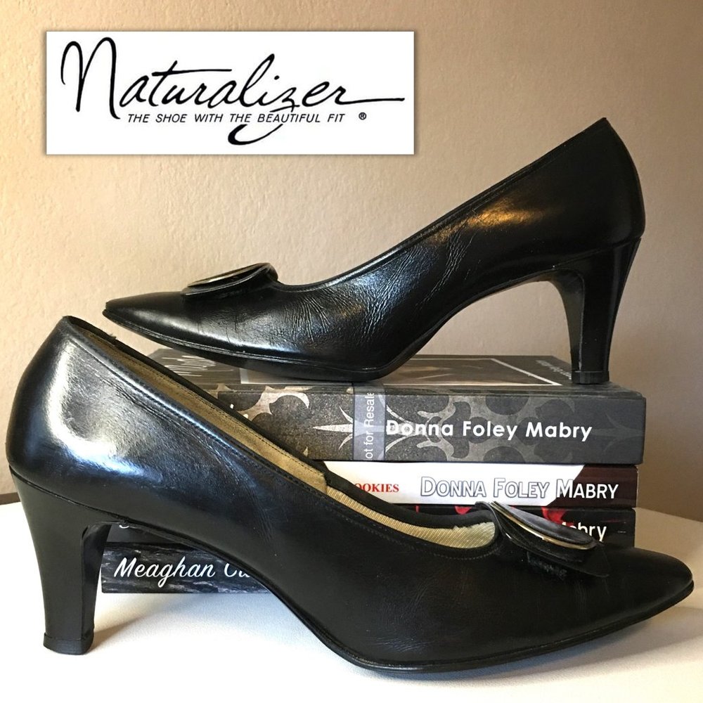 Ⓥⓘⓝⓣⓐⓖⓔ  NATURALIZER  Late 50's / Early 60's Mod Black Pump   8AA   𝐍𝐀𝐑𝐑𝐎𝐖